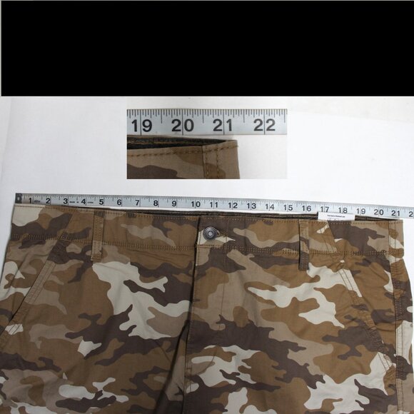 NWT George Men’s Desert Camo Below the Knee Messenger Or Cargo Style Shorts - Picture 7 of 13
